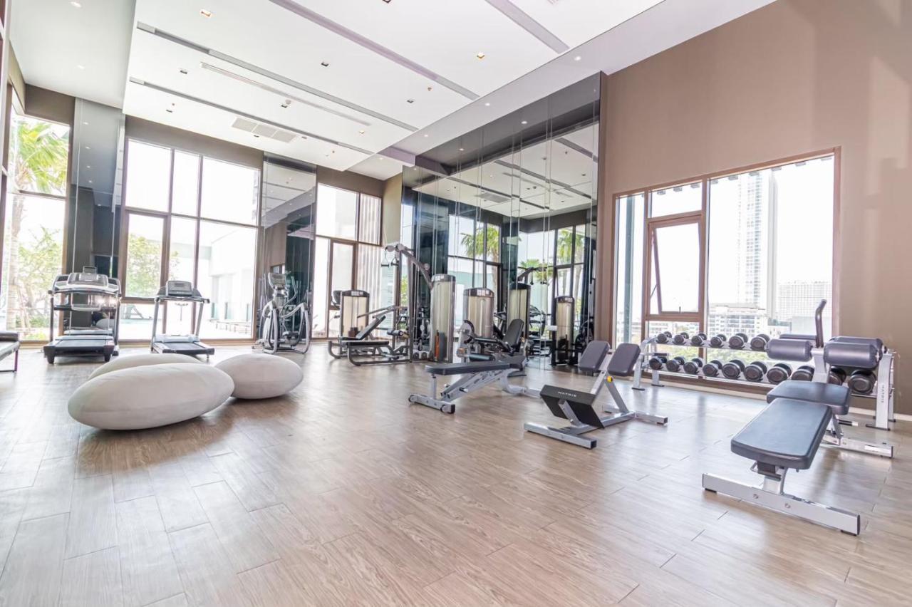 חוף ג'ומטיין Aeras Beachfront Condominium מראה חיצוני תמונה